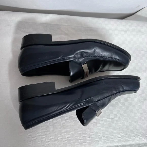 Jil Sander Navy Loafers Jil Sander Navy Leather Loafers With  display picture 2